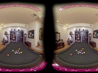 Vr porn-mom seduces her step ms to have kirli clip on the basseýn table