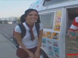 Gullibleteens.com icecream truck ado knee haut blanc chaussettes obtenir membre tarte à la crème